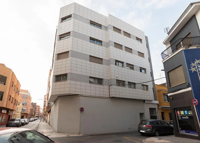 Nuevo Y Moderno Apartamento Con Aire Acondicionado - El Cid 4